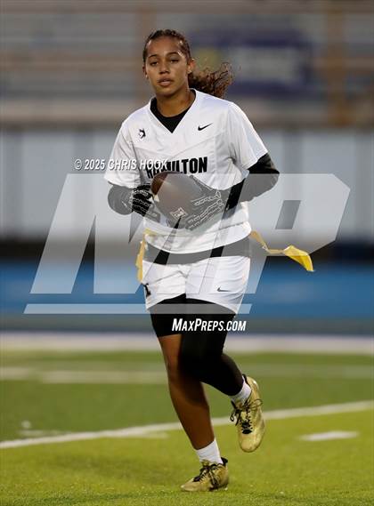 Thumbnail 3 in Hamilton vs. Marana (AIA 6A Semifinals) photogallery.