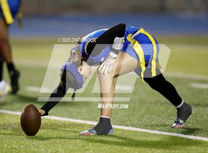 Thumbnail 3 in Hamilton vs. Marana (AIA 6A Semifinals) photogallery.