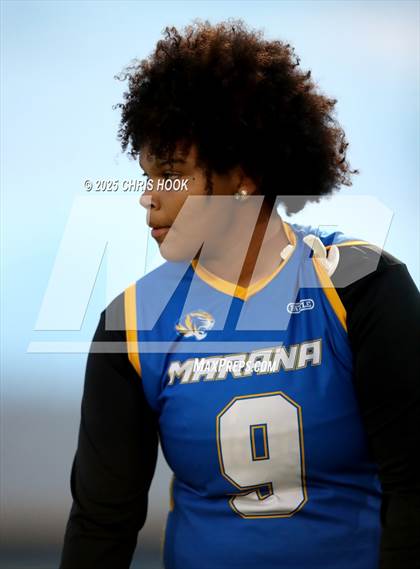 Thumbnail 1 in Hamilton vs. Marana (AIA 6A Semifinals) photogallery.