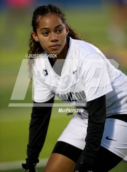 Thumbnail 2 in Hamilton vs. Marana (AIA 6A Semifinals) photogallery.