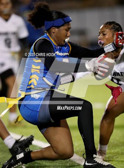 Thumbnail 1 in Hamilton vs. Marana (AIA 6A Semifinals) photogallery.