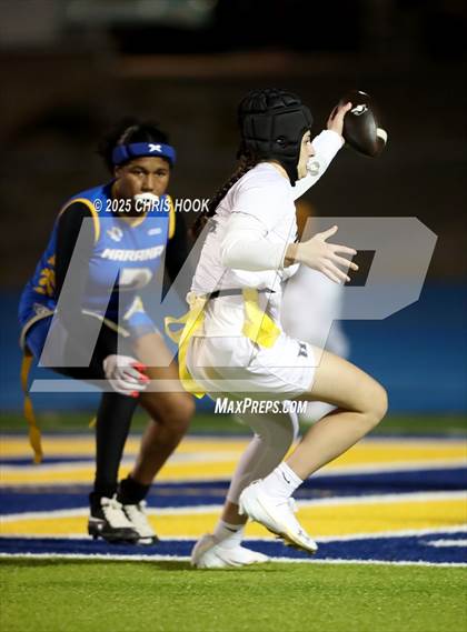 Thumbnail 3 in Hamilton vs. Marana (AIA 6A Semifinals) photogallery.