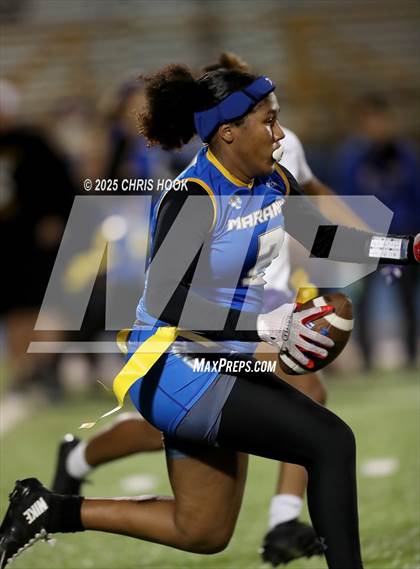 Thumbnail 3 in Hamilton vs. Marana (AIA 6A Semifinals) photogallery.