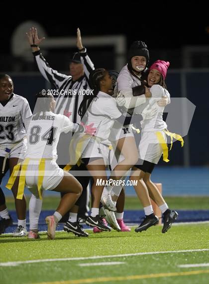 Thumbnail 3 in Hamilton vs. Marana (AIA 6A Semifinals) photogallery.