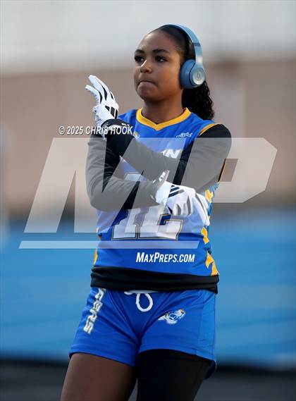 Thumbnail 2 in Hamilton vs. Marana (AIA 6A Semifinals) photogallery.