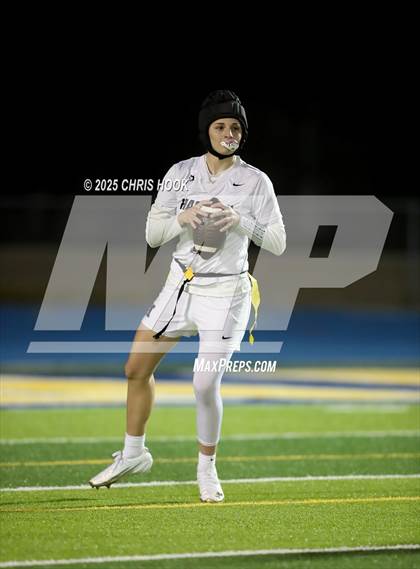 Thumbnail 2 in Hamilton vs. Marana (AIA 6A Semifinals) photogallery.