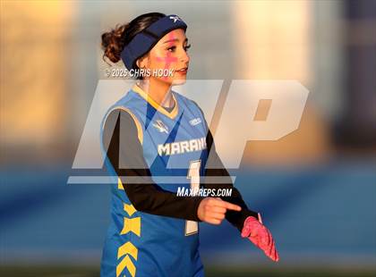 Thumbnail 3 in Hamilton vs. Marana (AIA 6A Semifinals) photogallery.