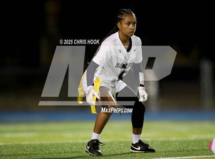 Thumbnail 1 in Hamilton vs. Marana (AIA 6A Semifinals) photogallery.