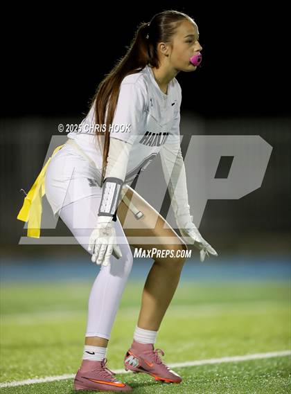 Thumbnail 3 in Hamilton vs. Marana (AIA 6A Semifinals) photogallery.