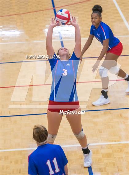 Thumbnail 1 in Notre Dame vs Red Bank (Choo Choo Classic) photogallery.