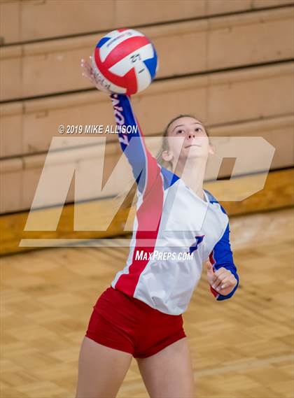 Thumbnail 2 in Notre Dame vs Red Bank (Choo Choo Classic) photogallery.