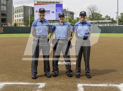 Thumbnail 2 in Midway vs. Clear Springs (UIL Softball 6A D1 Final) photogallery.