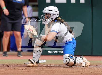 Thumbnail 3 in Midway vs. Clear Springs (UIL Softball 6A D1 Final) photogallery.