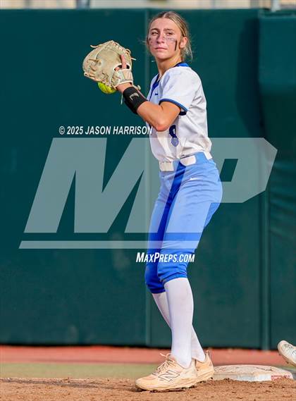 Thumbnail 3 in Midway vs. Clear Springs (UIL Softball 6A D1 Final) photogallery.