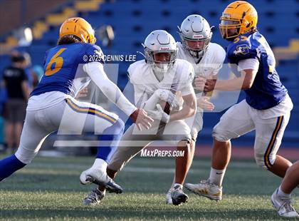 Thumbnail 1 in JV: De La Salle @ Grant photogallery.