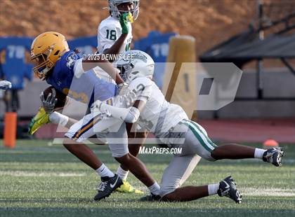 Thumbnail 3 in JV: De La Salle @ Grant photogallery.