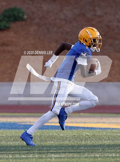 Thumbnail 2 in JV: De La Salle @ Grant photogallery.