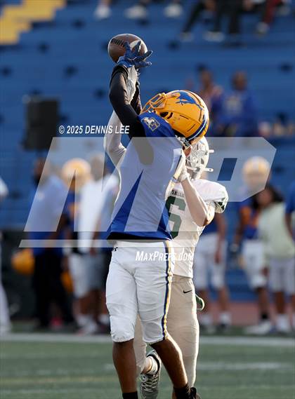 Thumbnail 1 in JV: De La Salle @ Grant photogallery.