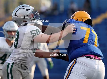 Thumbnail 2 in JV: De La Salle @ Grant photogallery.