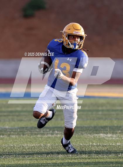 Thumbnail 2 in JV: De La Salle @ Grant photogallery.