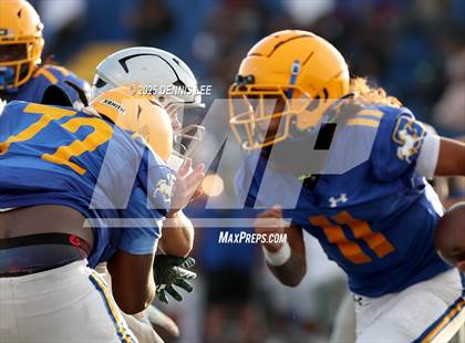 Thumbnail 3 in JV: De La Salle @ Grant photogallery.