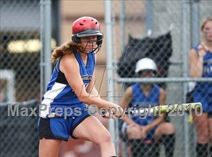 Thumbnail 2 in Hoosick Falls v. Gananda (NYSPHSAA Class C Semifinal) photogallery.