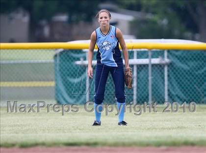 Thumbnail 2 in Hoosick Falls v. Gananda (NYSPHSAA Class C Semifinal) photogallery.