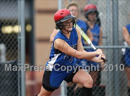 Thumbnail 2 in Hoosick Falls v. Gananda (NYSPHSAA Class C Semifinal) photogallery.