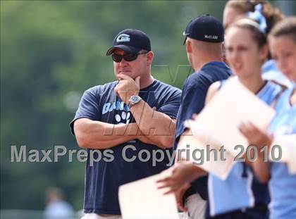 Thumbnail 2 in Hoosick Falls v. Gananda (NYSPHSAA Class C Semifinal) photogallery.
