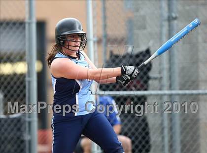Thumbnail 3 in Hoosick Falls v. Gananda (NYSPHSAA Class C Semifinal) photogallery.