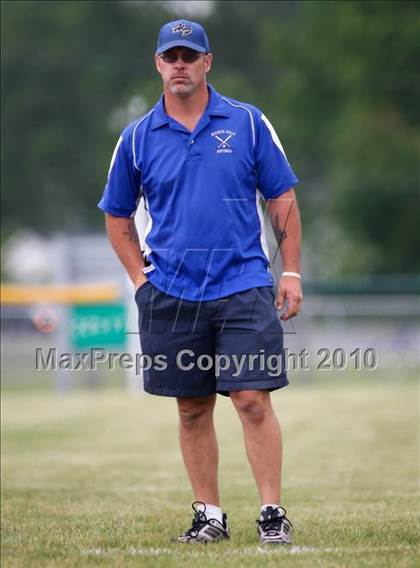 Thumbnail 1 in Hoosick Falls v. Gananda (NYSPHSAA Class C Semifinal) photogallery.