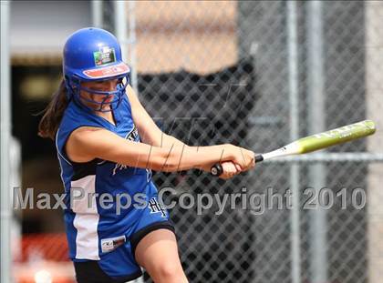 Thumbnail 2 in Hoosick Falls v. Gananda (NYSPHSAA Class C Semifinal) photogallery.