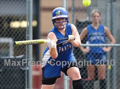 Thumbnail 3 in Hoosick Falls v. Gananda (NYSPHSAA Class C Semifinal) photogallery.