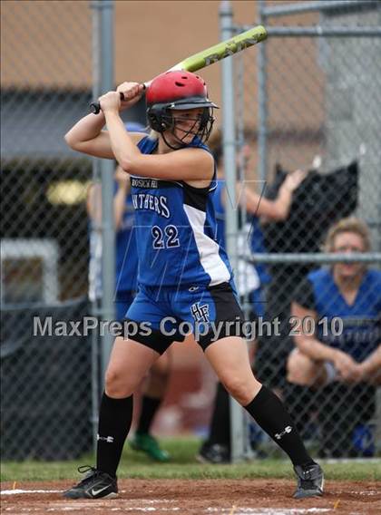 Thumbnail 1 in Hoosick Falls v. Gananda (NYSPHSAA Class C Semifinal) photogallery.