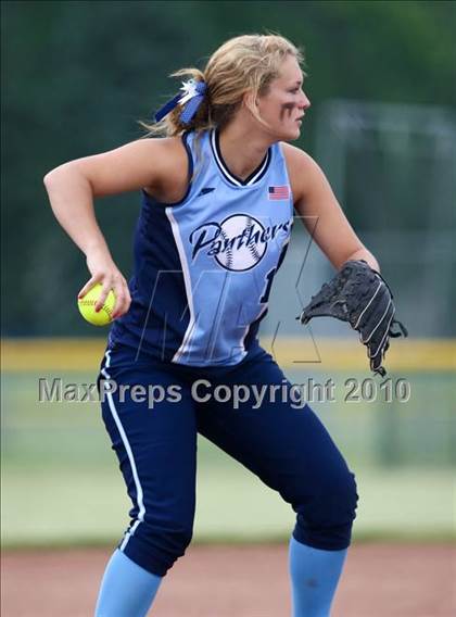 Thumbnail 3 in Hoosick Falls v. Gananda (NYSPHSAA Class C Semifinal) photogallery.