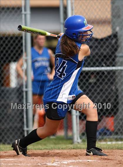 Thumbnail 3 in Hoosick Falls v. Gananda (NYSPHSAA Class C Semifinal) photogallery.