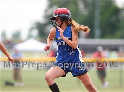 Thumbnail 2 in Hoosick Falls v. Gananda (NYSPHSAA Class C Semifinal) photogallery.