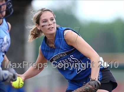 Thumbnail 1 in Hoosick Falls v. Gananda (NYSPHSAA Class C Semifinal) photogallery.