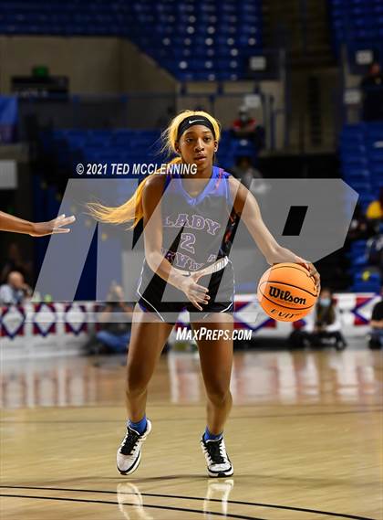 Thumbnail 1 in Jonesboro vs. West Memphis (AAA 5A Final) photogallery.
