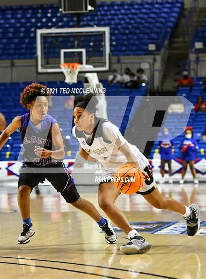 Thumbnail 1 in Jonesboro vs. West Memphis (AAA 5A Final) photogallery.