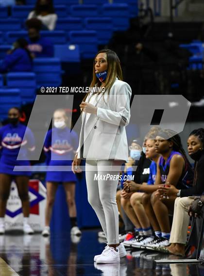 Thumbnail 2 in Jonesboro vs. West Memphis (AAA 5A Final) photogallery.