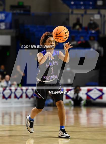 Thumbnail 2 in Jonesboro vs. West Memphis (AAA 5A Final) photogallery.