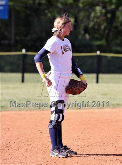 Thumbnail 2 in Seymour vs. Unicoi County photogallery.