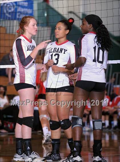 Thumbnail 2 in Albany vs. Cathedral Catholic (CIF State D3 Final) photogallery.