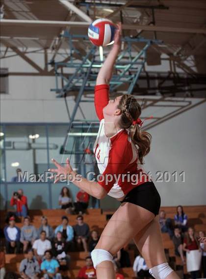 Thumbnail 3 in Albany vs. Cathedral Catholic (CIF State D3 Final) photogallery.