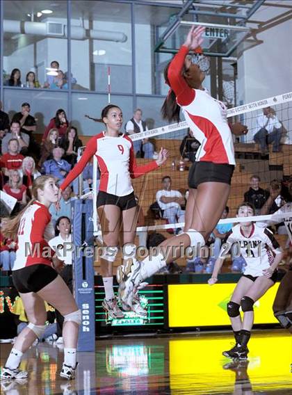 Thumbnail 2 in Albany vs. Cathedral Catholic (CIF State D3 Final) photogallery.