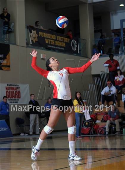 Thumbnail 2 in Albany vs. Cathedral Catholic (CIF State D3 Final) photogallery.