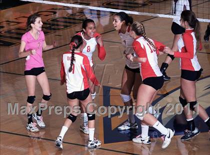 Thumbnail 2 in Albany vs. Cathedral Catholic (CIF State D3 Final) photogallery.