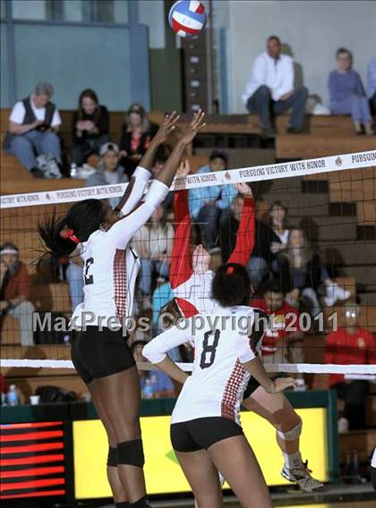 Thumbnail 1 in Albany vs. Cathedral Catholic (CIF State D3 Final) photogallery.