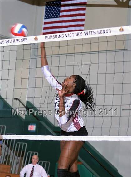 Thumbnail 1 in Albany vs. Cathedral Catholic (CIF State D3 Final) photogallery.